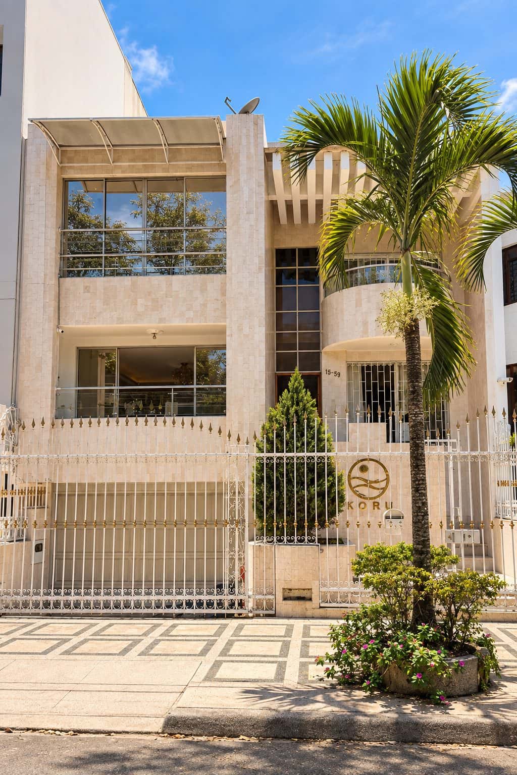 Fachada de la sede KORU en El Ingenio